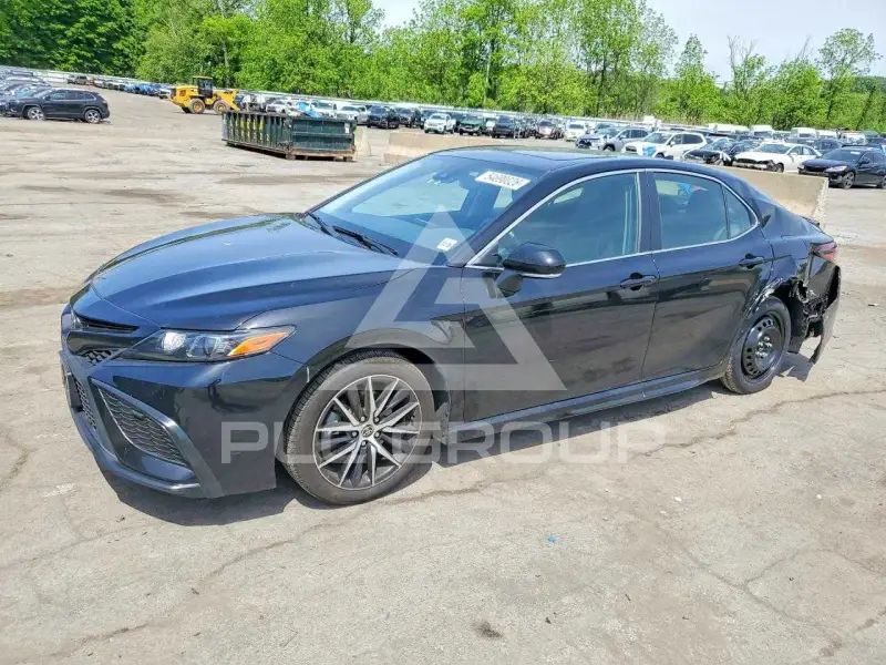 2022 Toyota CAMRY photo
