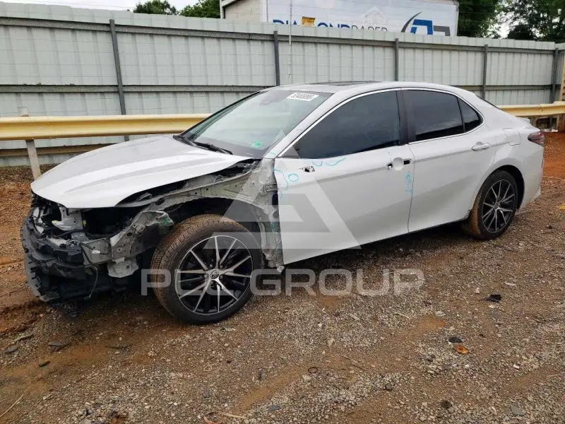 2022 Toyota CAMRY фото