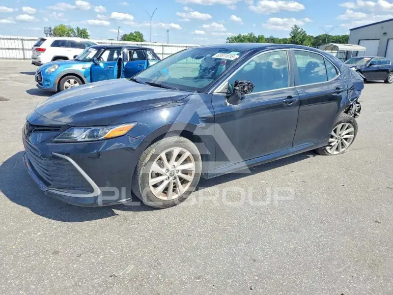 2022 Toyota CAMRY photo