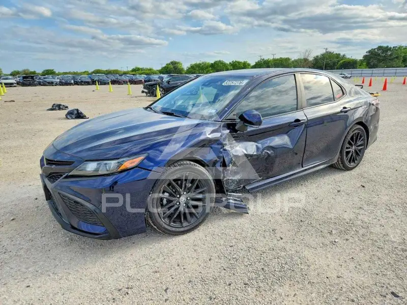 2022 Toyota CAMRY фото
