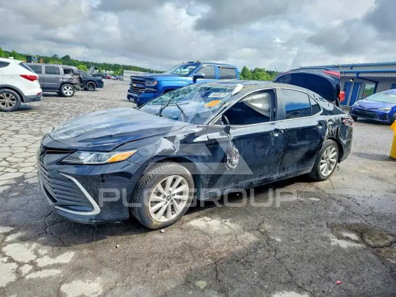 2022 Toyota CAMRY photo