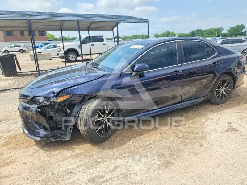 2022 Toyota CAMRY фото
