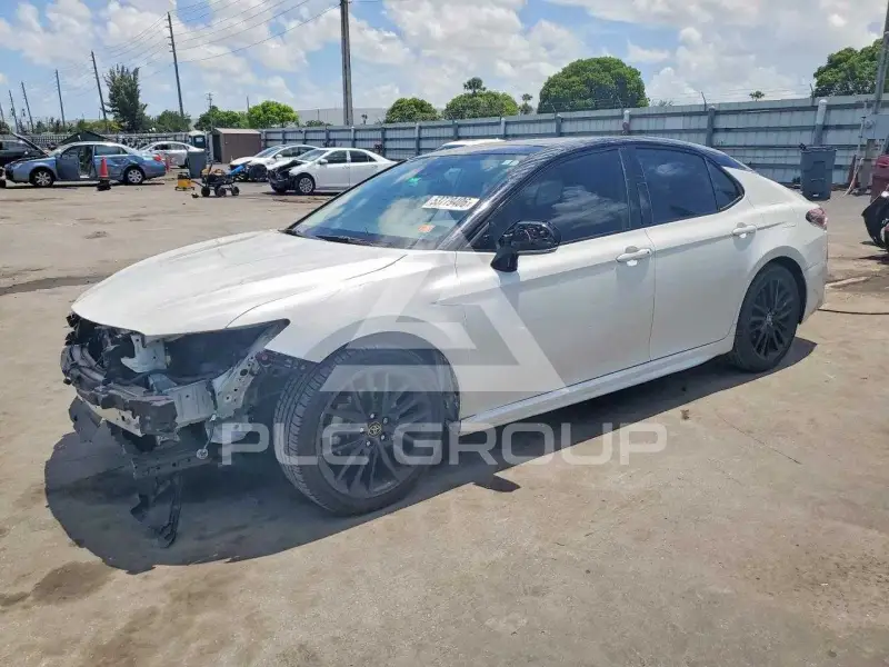 2022 Toyota CAMRY фото