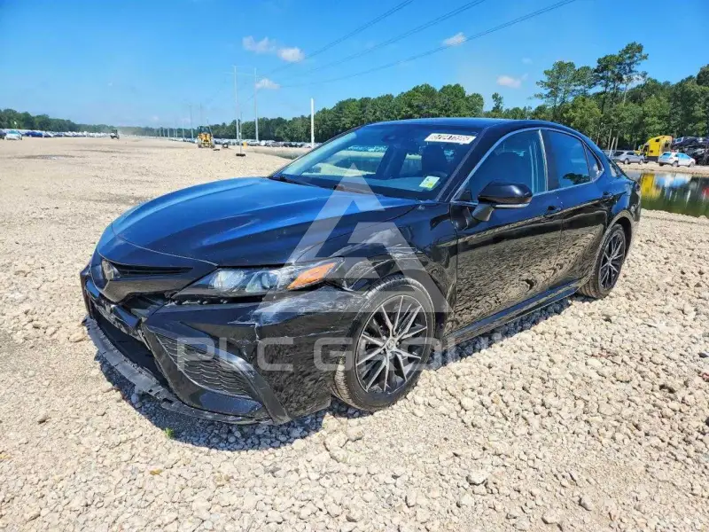 2022 Toyota CAMRY фото