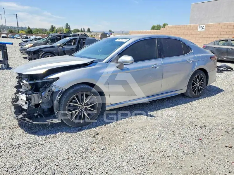 2022 Toyota CAMRY фото
