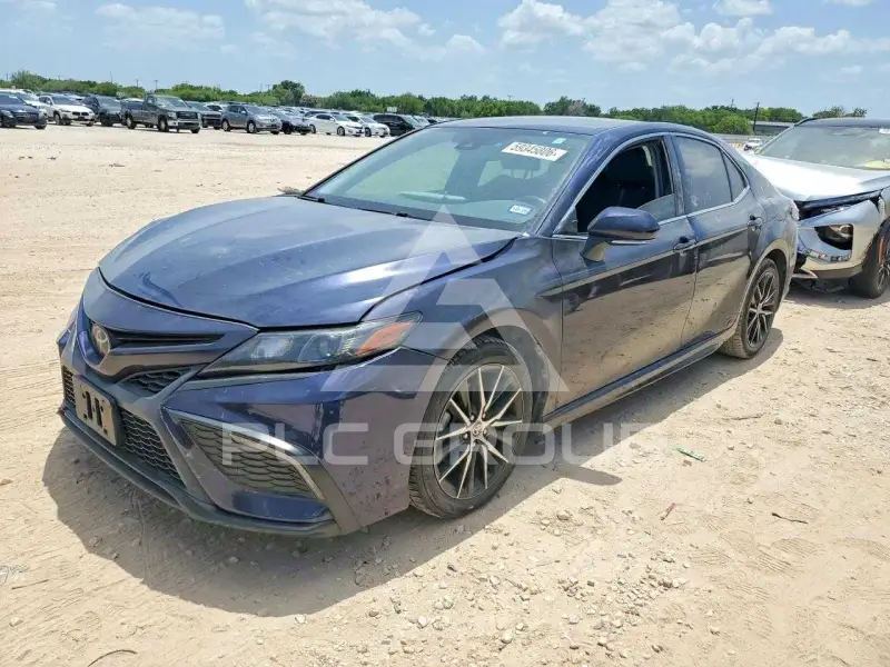2022 Toyota CAMRY фото
