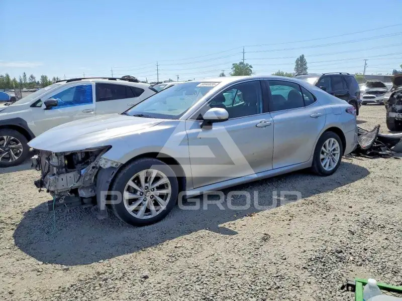 2022 Toyota CAMRY фото