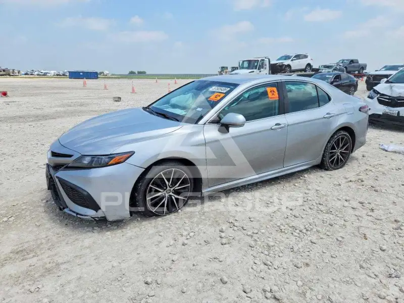 2022 Toyota CAMRY фото