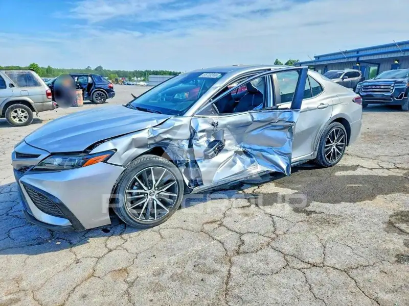 2022 Toyota CAMRY фото