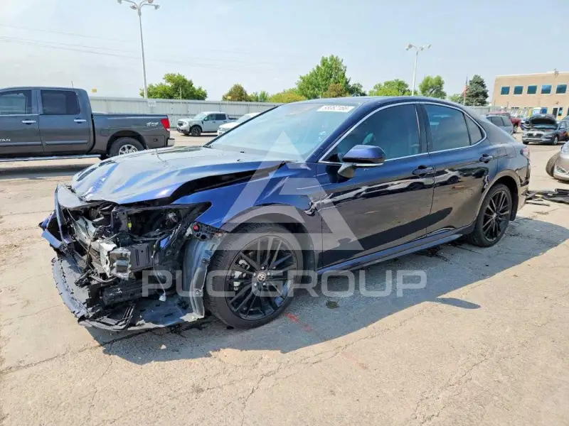 2022 Toyota CAMRY фото