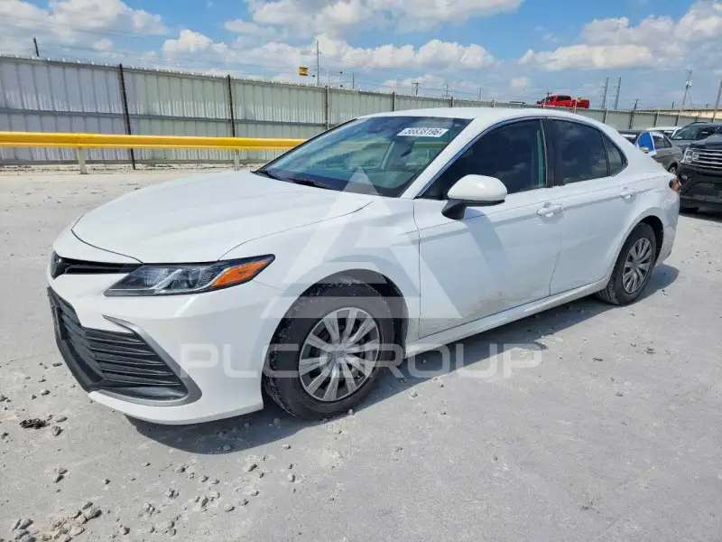 2022 Toyota CAMRY photo