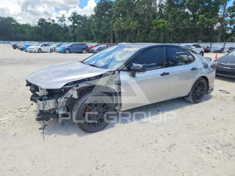 2022 Toyota CAMRY фото