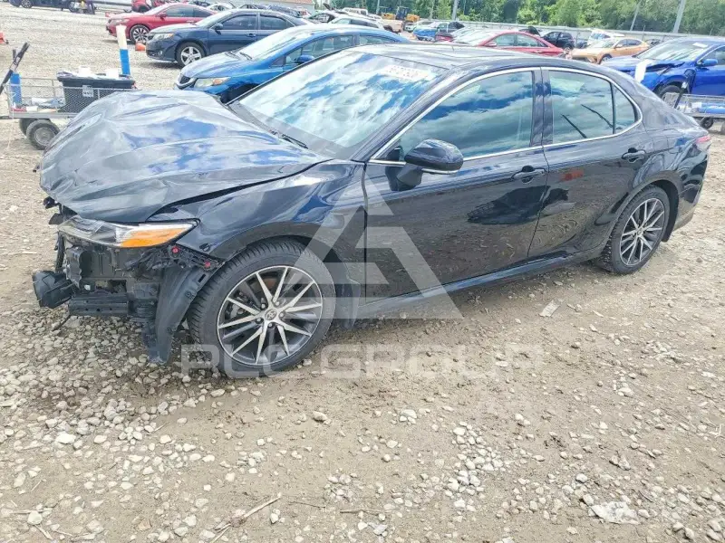 2022 Toyota CAMRY фото