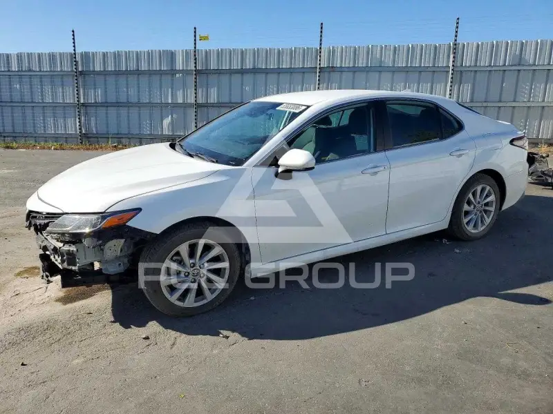 2022 Toyota CAMRY фото
