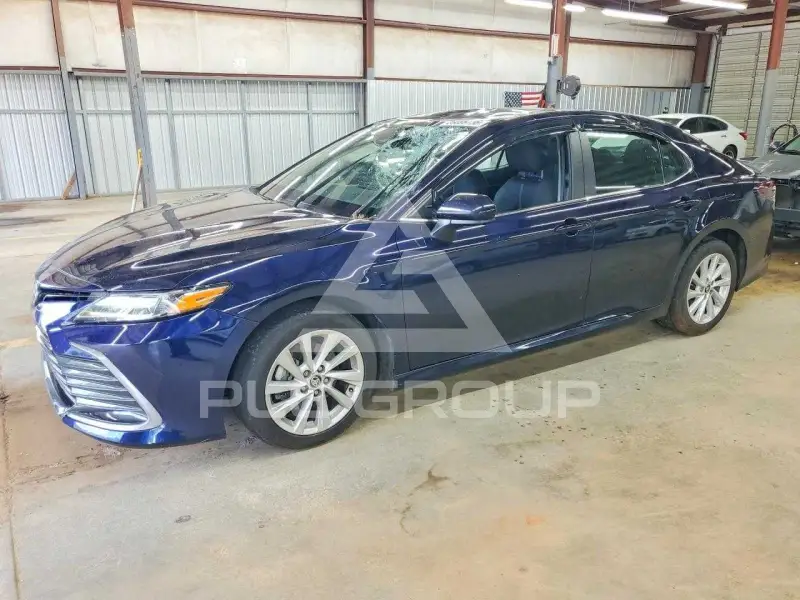 2022 Toyota CAMRY photo