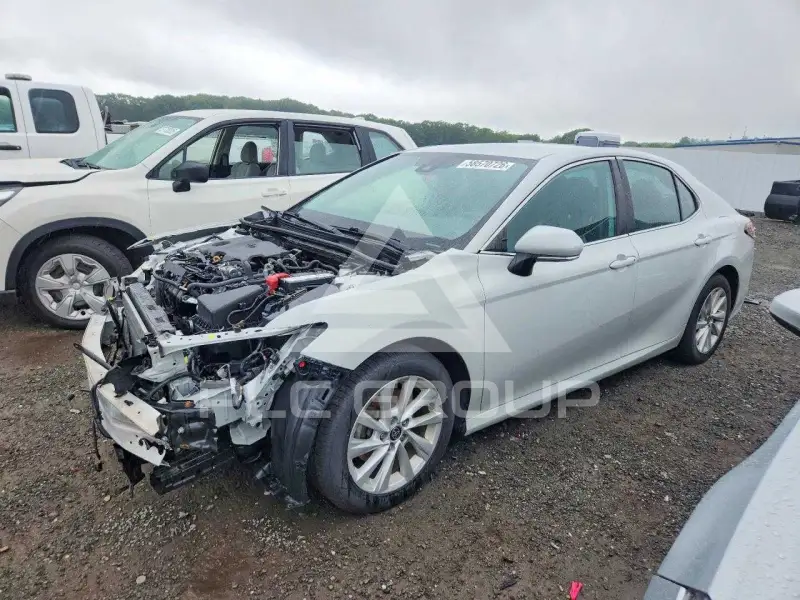 2022 Toyota CAMRY фото