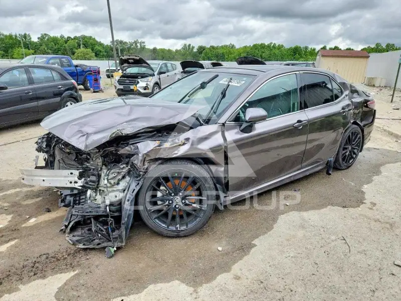 2022 Toyota CAMRY фото