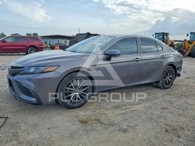 2022 Toyota CAMRY фото