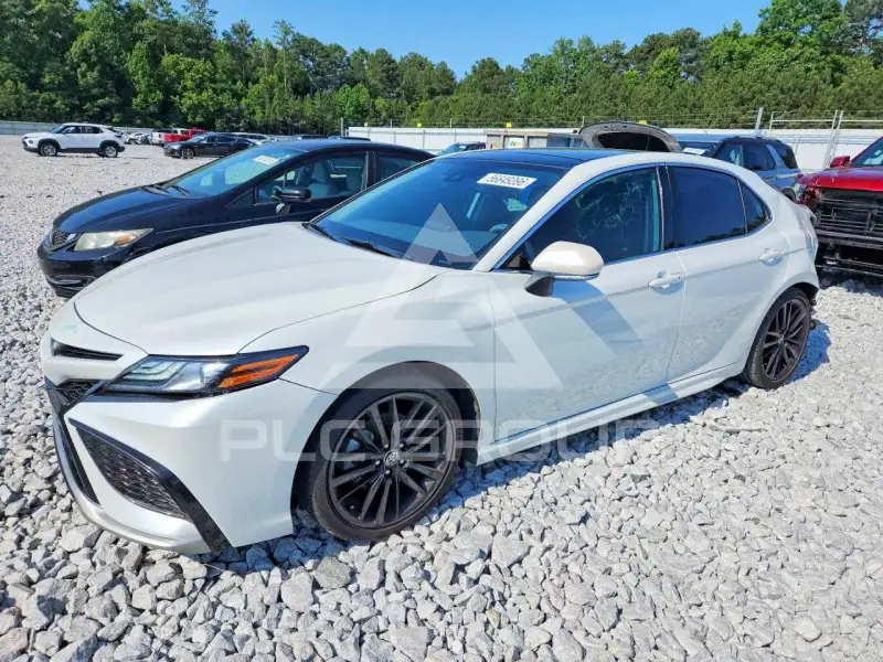 2022 Toyota CAMRY фото
