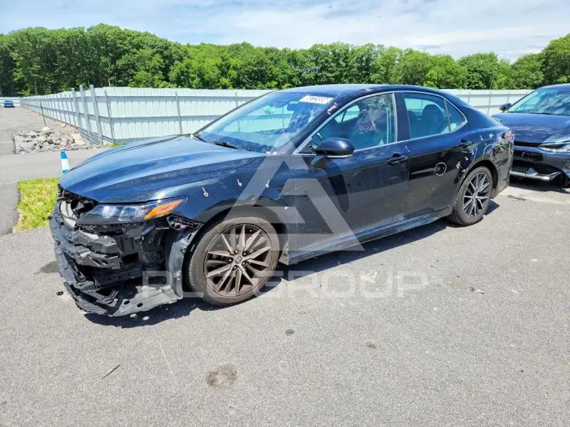 2022 Toyota CAMRY photo