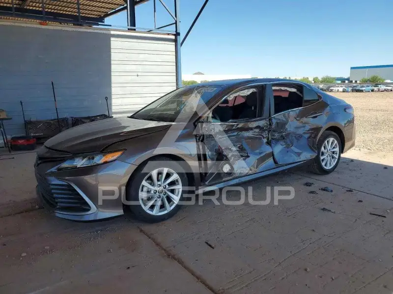 2022 Toyota CAMRY фото