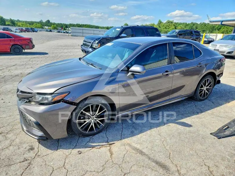 2022 Toyota CAMRY photo