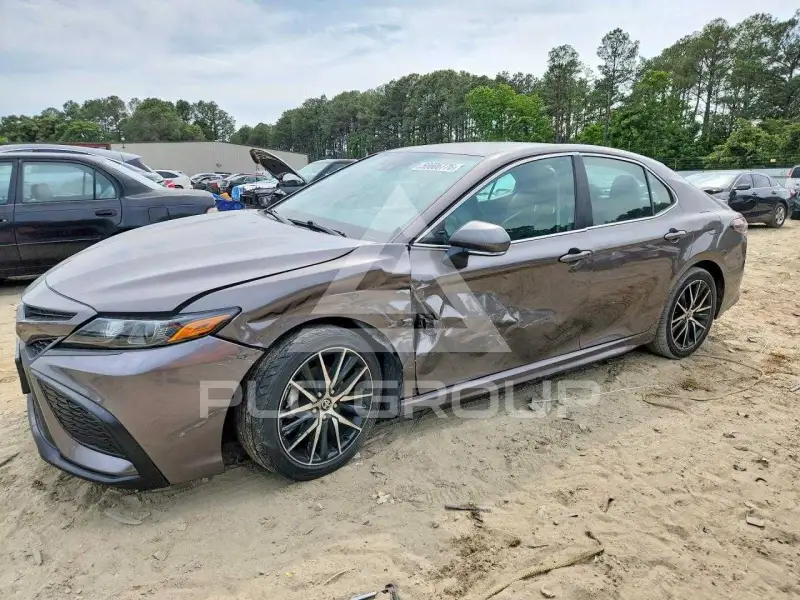 2022 Toyota CAMRY фото