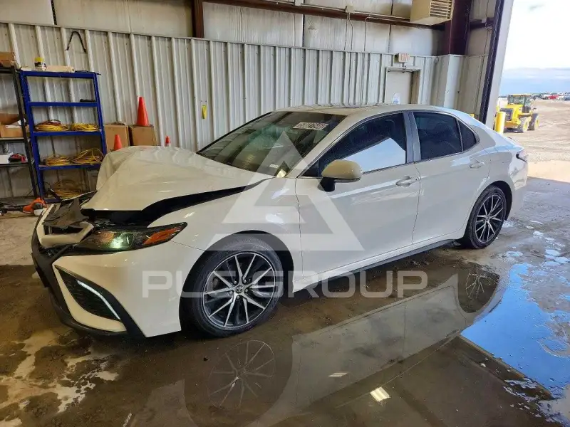 2022 Toyota CAMRY фото