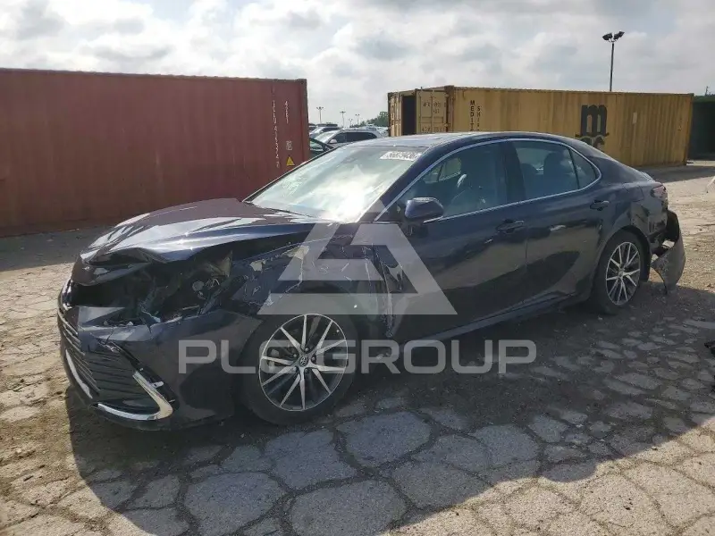 2022 Toyota CAMRY фото