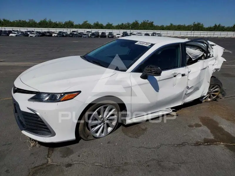 2022 Toyota CAMRY фото