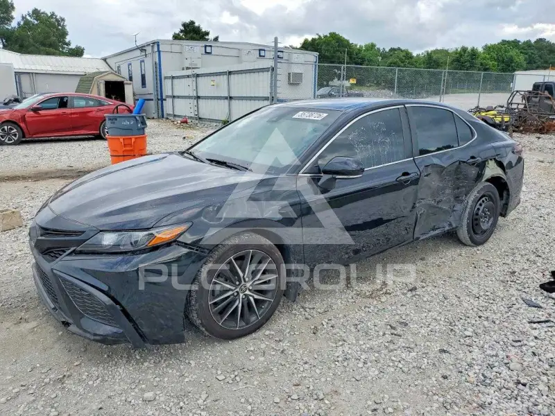 2022 Toyota CAMRY фото