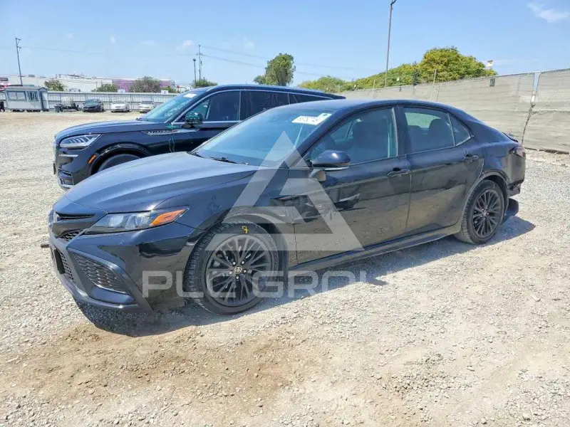 2022 Toyota CAMRY photo
