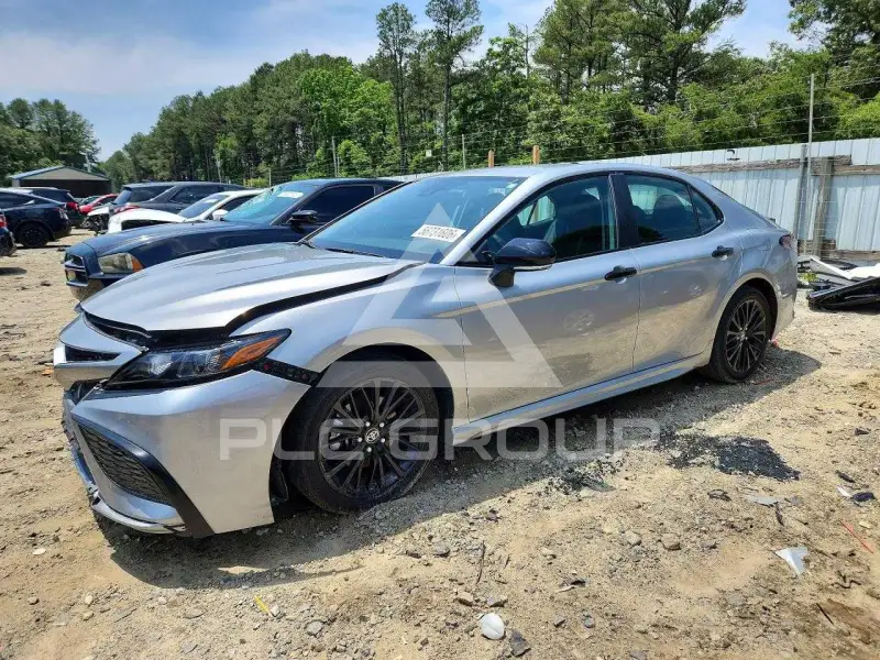 2022 Toyota CAMRY фото