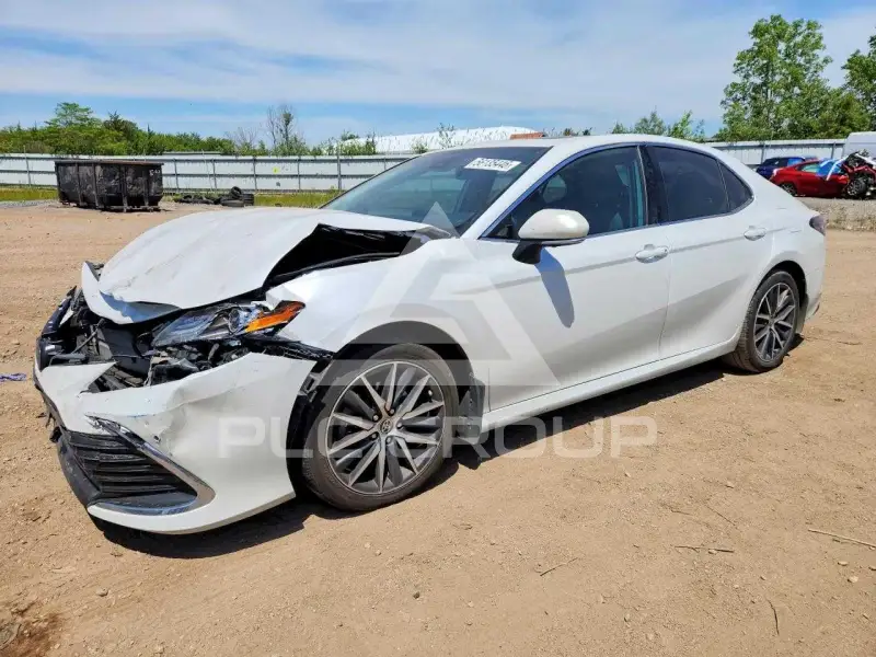 2022 Toyota CAMRY photo