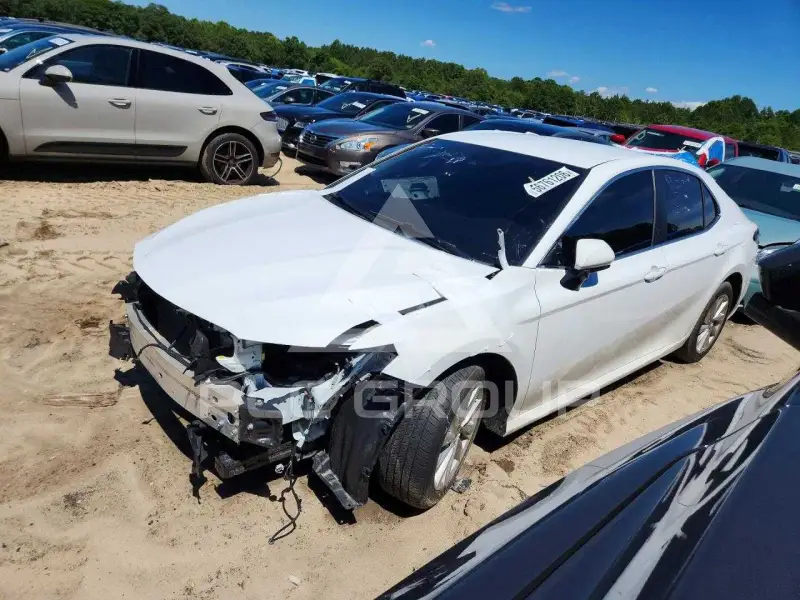 2022 Toyota CAMRY фото