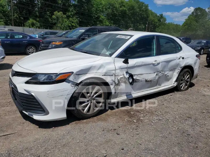 2022 Toyota CAMRY фото