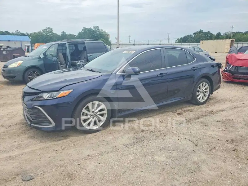 2022 Toyota CAMRY photo