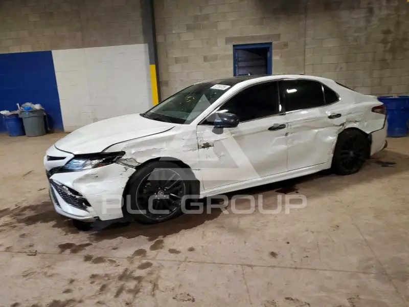 2022 Toyota CAMRY фото