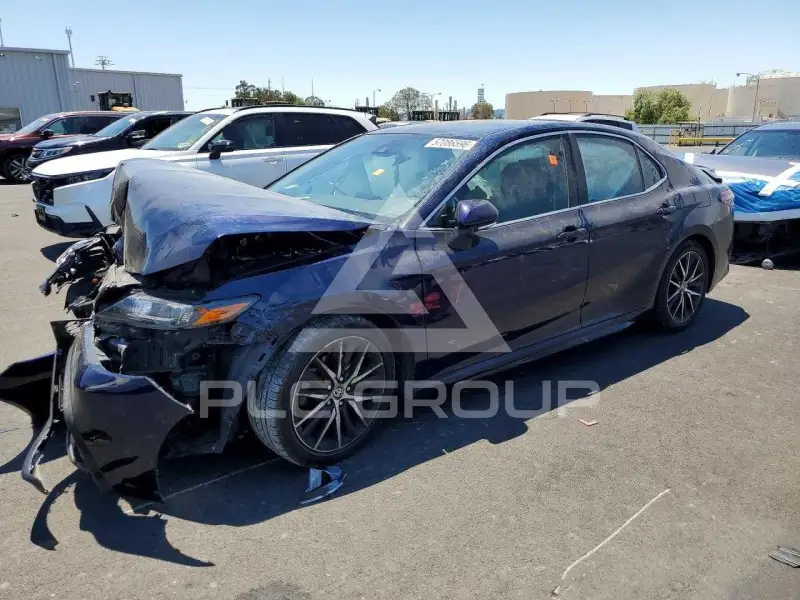 2022 Toyota CAMRY фото