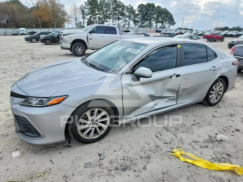 2022 Toyota CAMRY фото