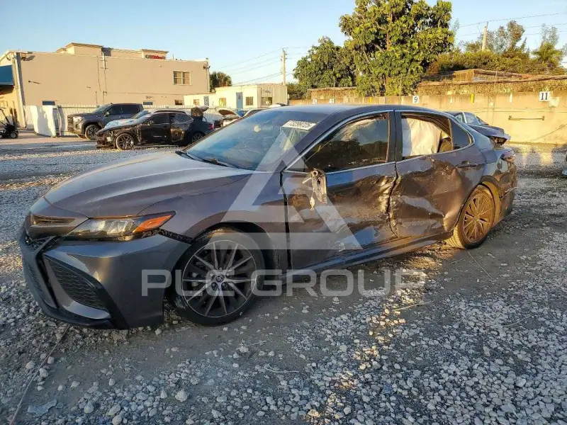 2022 Toyota CAMRY фото