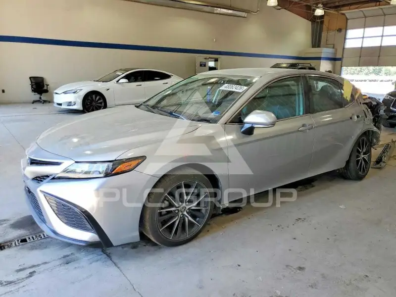 2022 Toyota CAMRY photo
