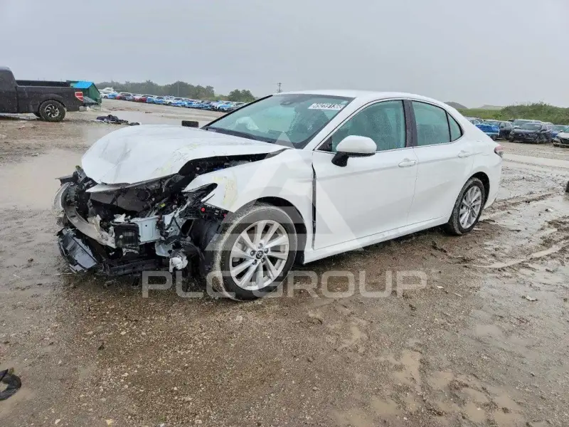 2022 Toyota CAMRY фото