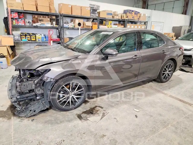 2022 Toyota CAMRY фото