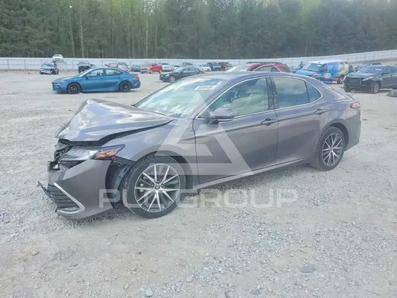 2022 Toyota CAMRY фото