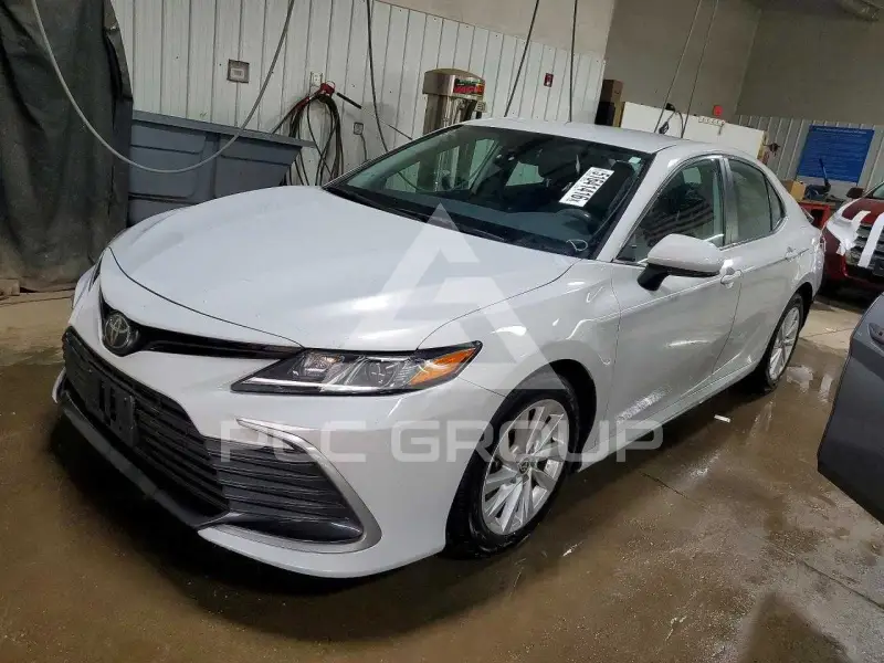 2022 Toyota CAMRY фото