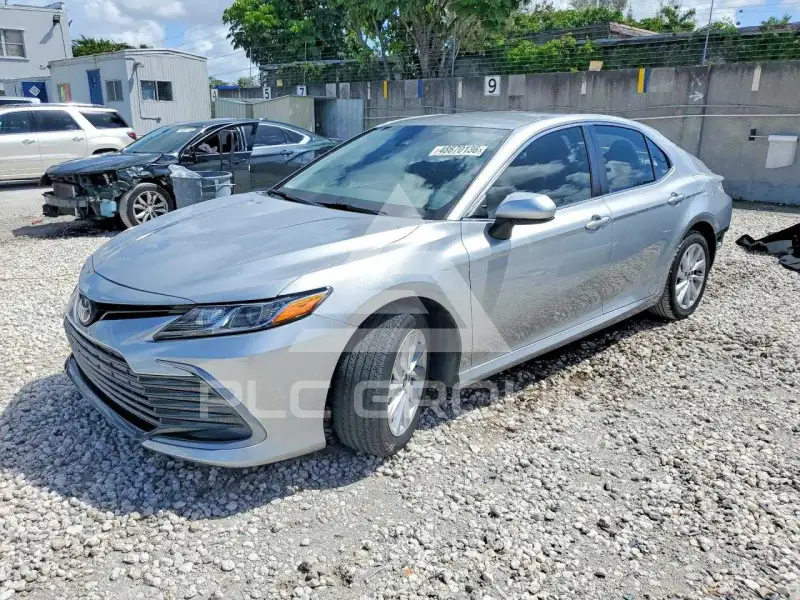 2022 Toyota CAMRY фото