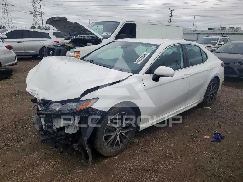 2022 Toyota CAMRY фото