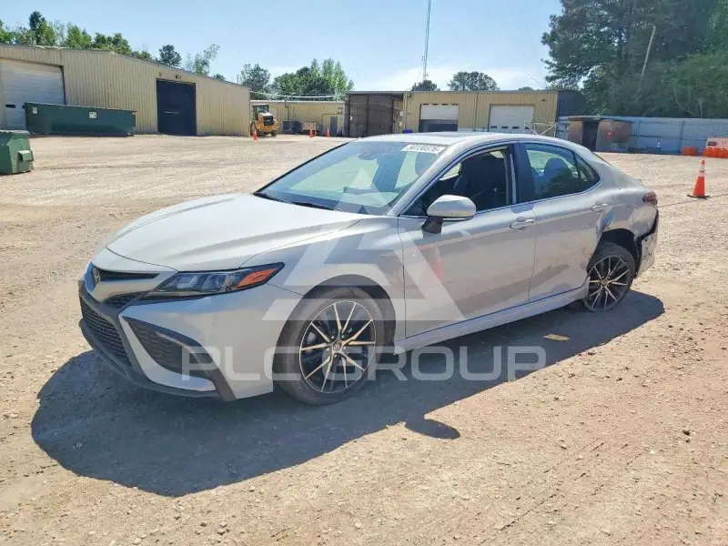 2022 Toyota CAMRY фото