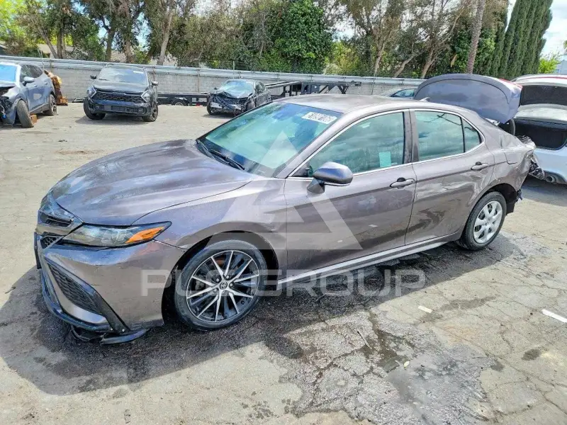2022 Toyota CAMRY photo